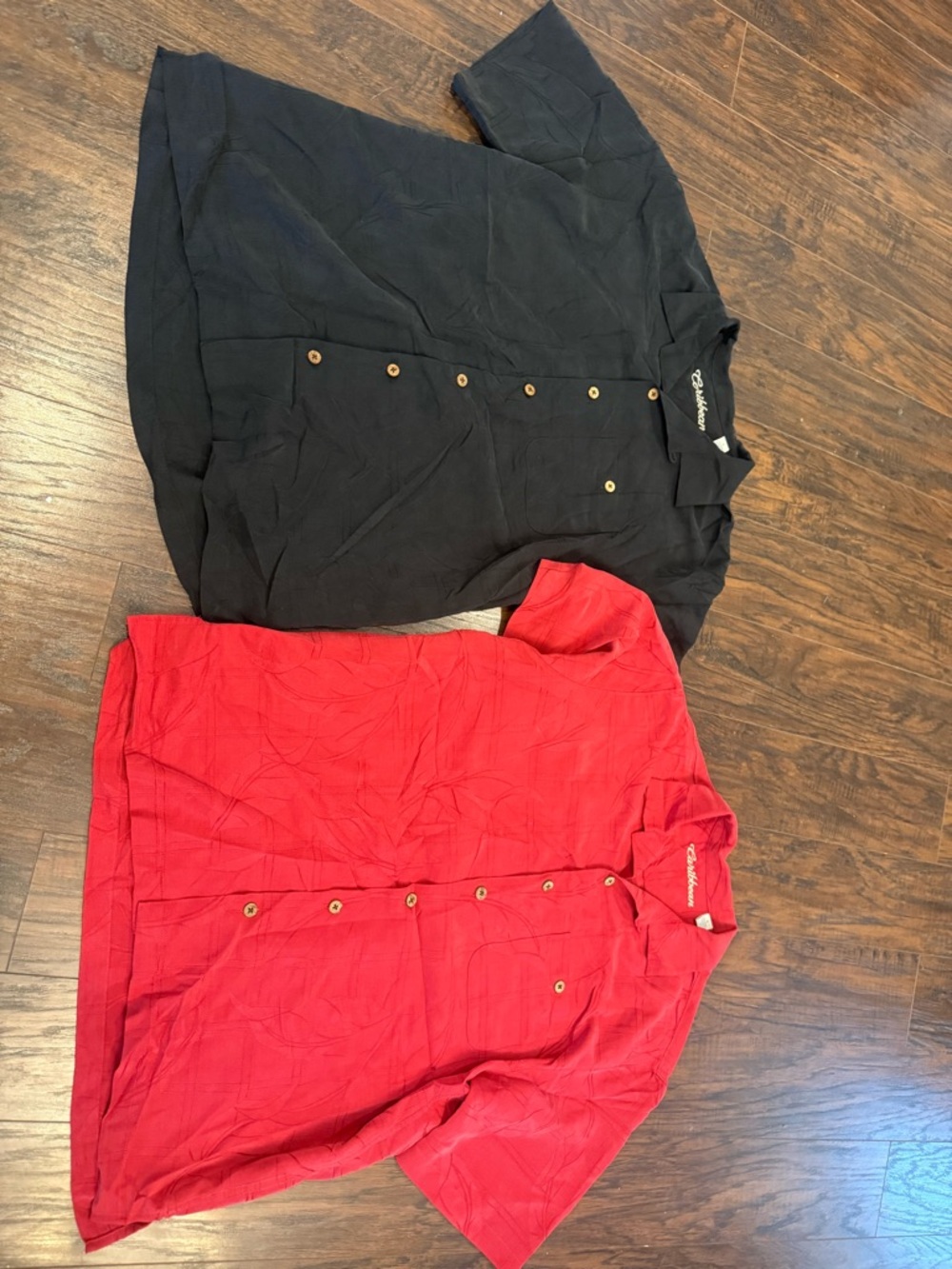 Caribbean Men's Short-Sleeve Button-Down Shirt Set in Black and Red
